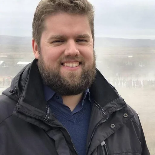 Kris Broholm