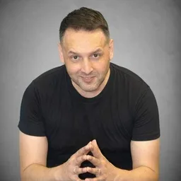 Stuart Jay Raj